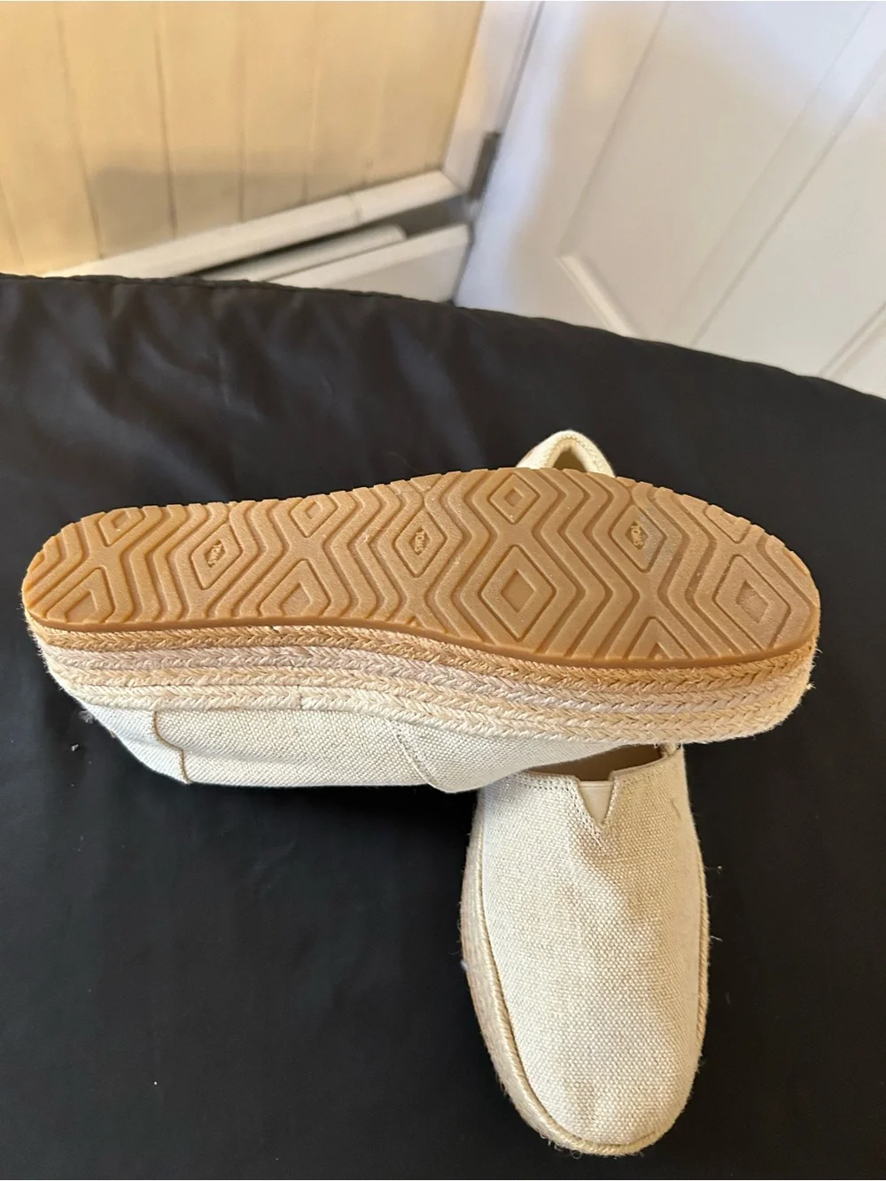NWT TOMS Valencia Platform Espadrilles Dark Natural Metallic Linen Size 9